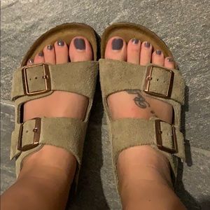 BIRKENSTOCK